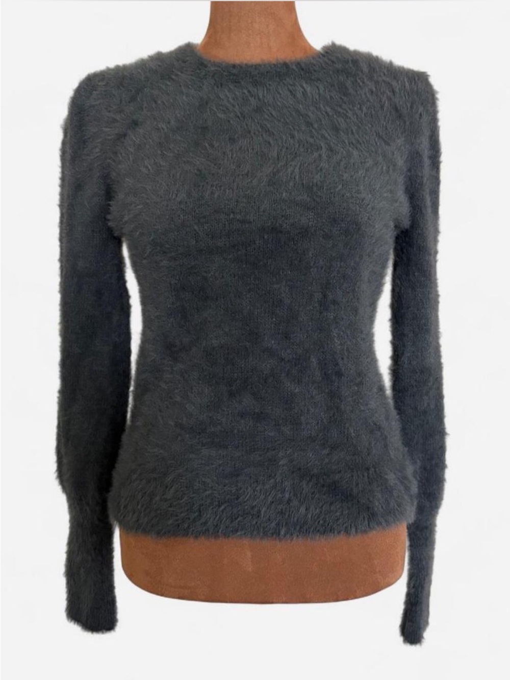 NWT 525 America Onyx Fuzzy Eyelash Sweater XS MSRP $98